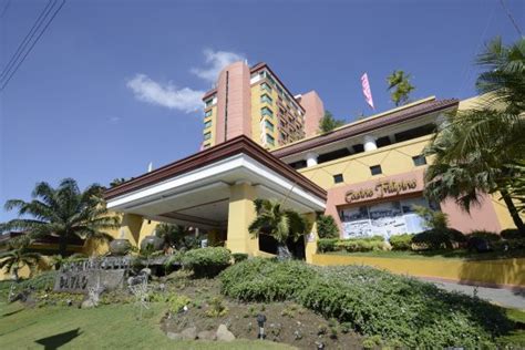 Find Hotels in Davao with Complimentary Breakfast from S$51.